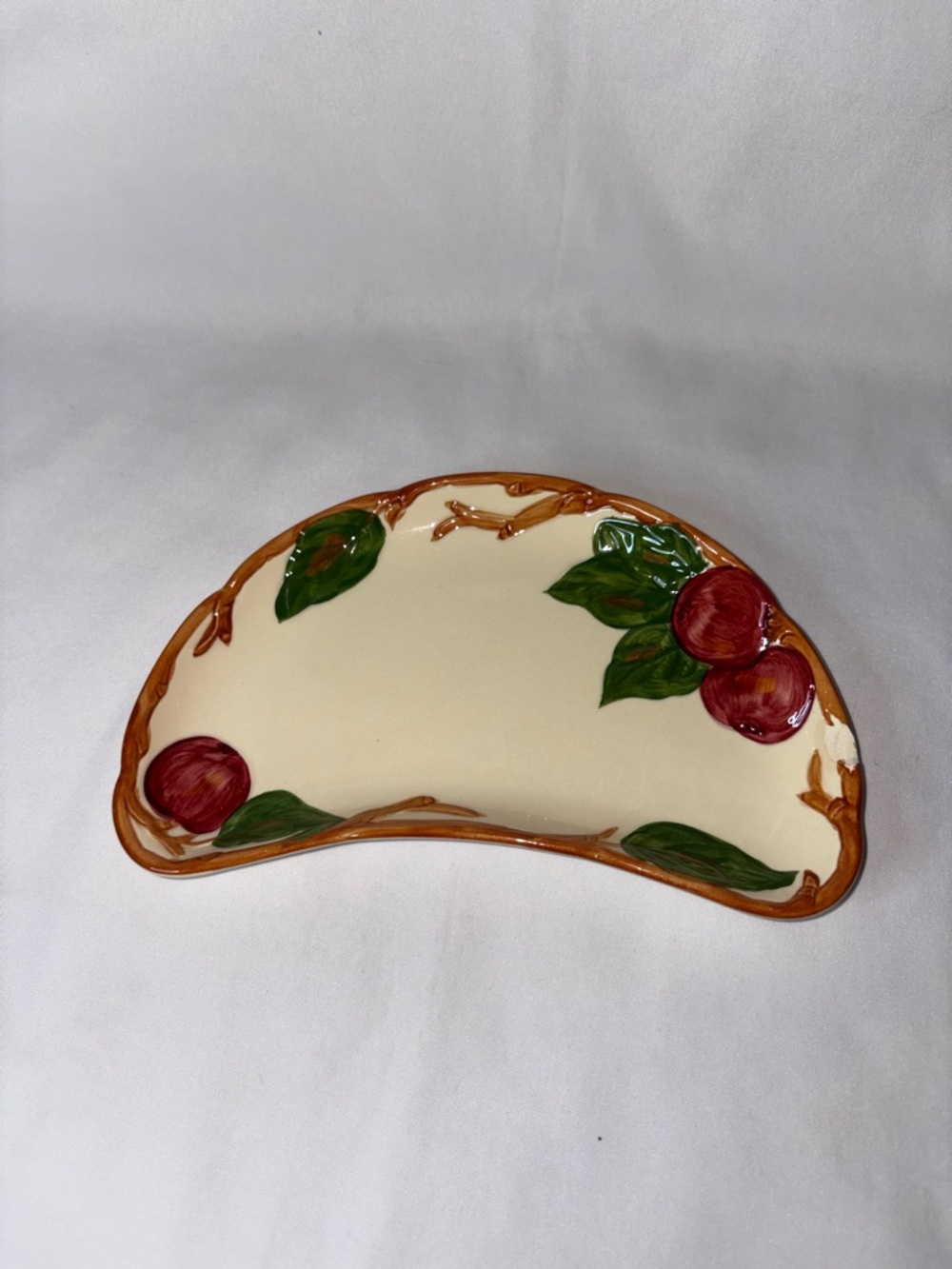 Franciscan Apple Half Moon Plates Set of 3 Vintage USA Hand Painted (As-Is) - Picture 7 of 9
